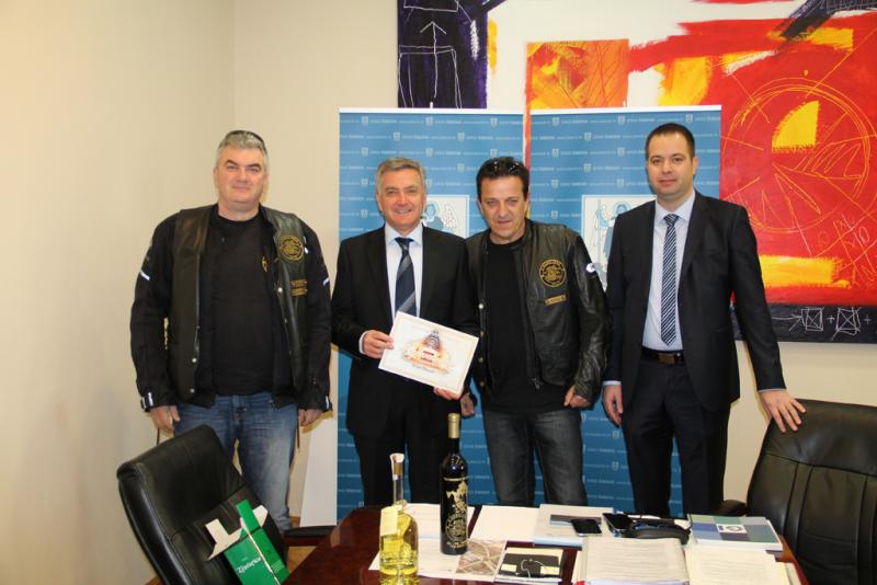 Izaslanstvo Moto kluba 4. gardijske brigade Split najavilo projekt 24 krunice za 24 godine