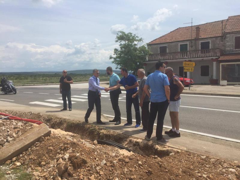 Burić: Ulažemo u komunalnu infrastrukturu svih dijelova grada Šibenika