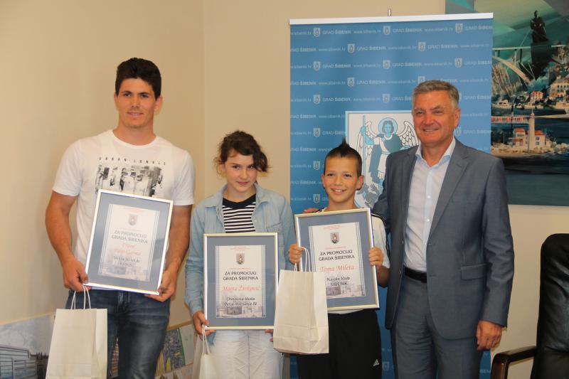 Gradonačelnik Burić primio uspješne mlade šibenske sportaše 