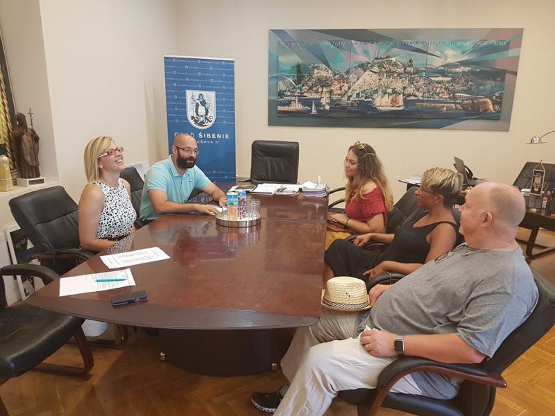Zamjenik gradonačelnika Danijel Mileta primio organizatoricu izbora "Najljepša mama Hrvatske"