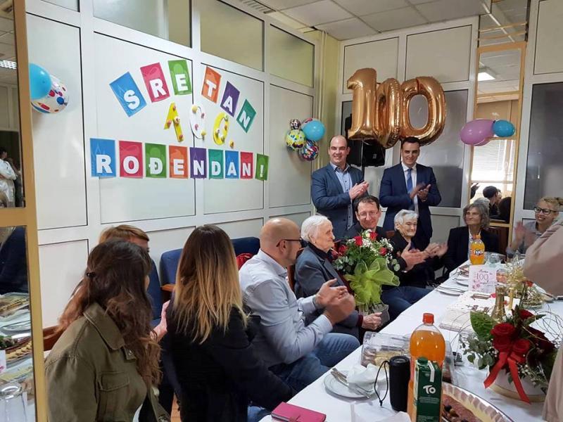 Zamjenik gradonačelnika Paško Rakić čestitao stoti rođendan najstarijoj korisnici "Cvjetnog doma"