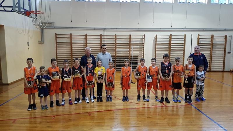 Zamjenik gradonačelnika Paško Rakić posjetio prvake Hrvatske u Mini košarci U9