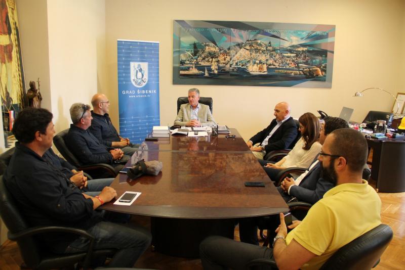 Gradonačelnik čestitao JK Val i D-Marin Mandalini na sjajnoj organizaciji Svjetskog jedriličarskog prvenstva u Šibeniku