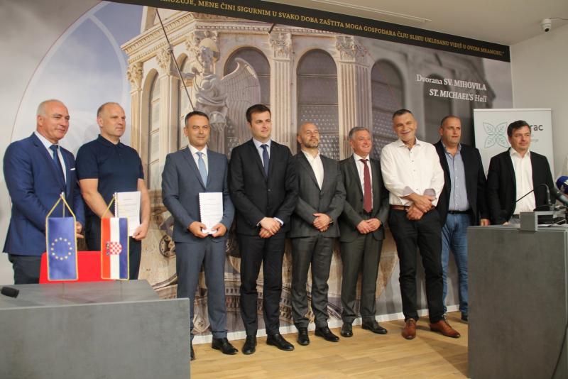 Potpisan ugovor za izgradnju Centra za gospodarenje otpadom Šibensko-kninske županije