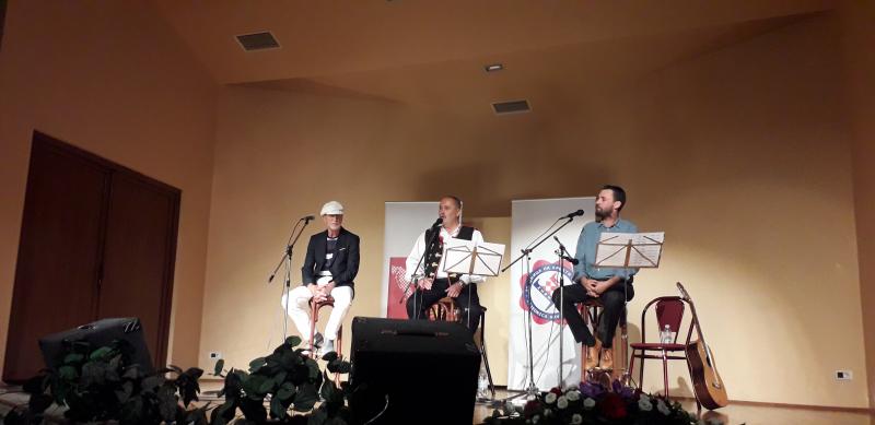 Koncertom Šibenskih trubadura u Skoplju obilježen Dan neovisnosti RH 