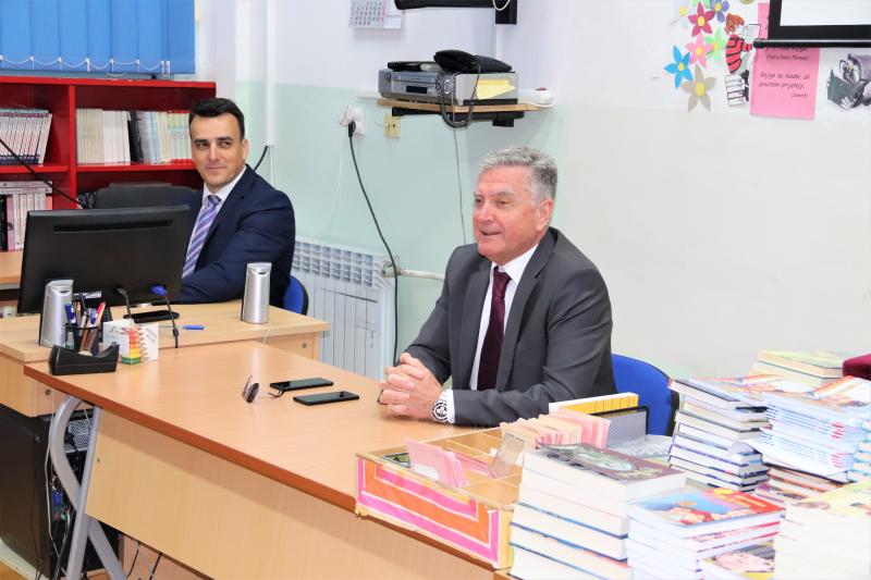 Gradonačelnik Željko Burić sastao se s ravnateljima šibenskih osnovnih škola