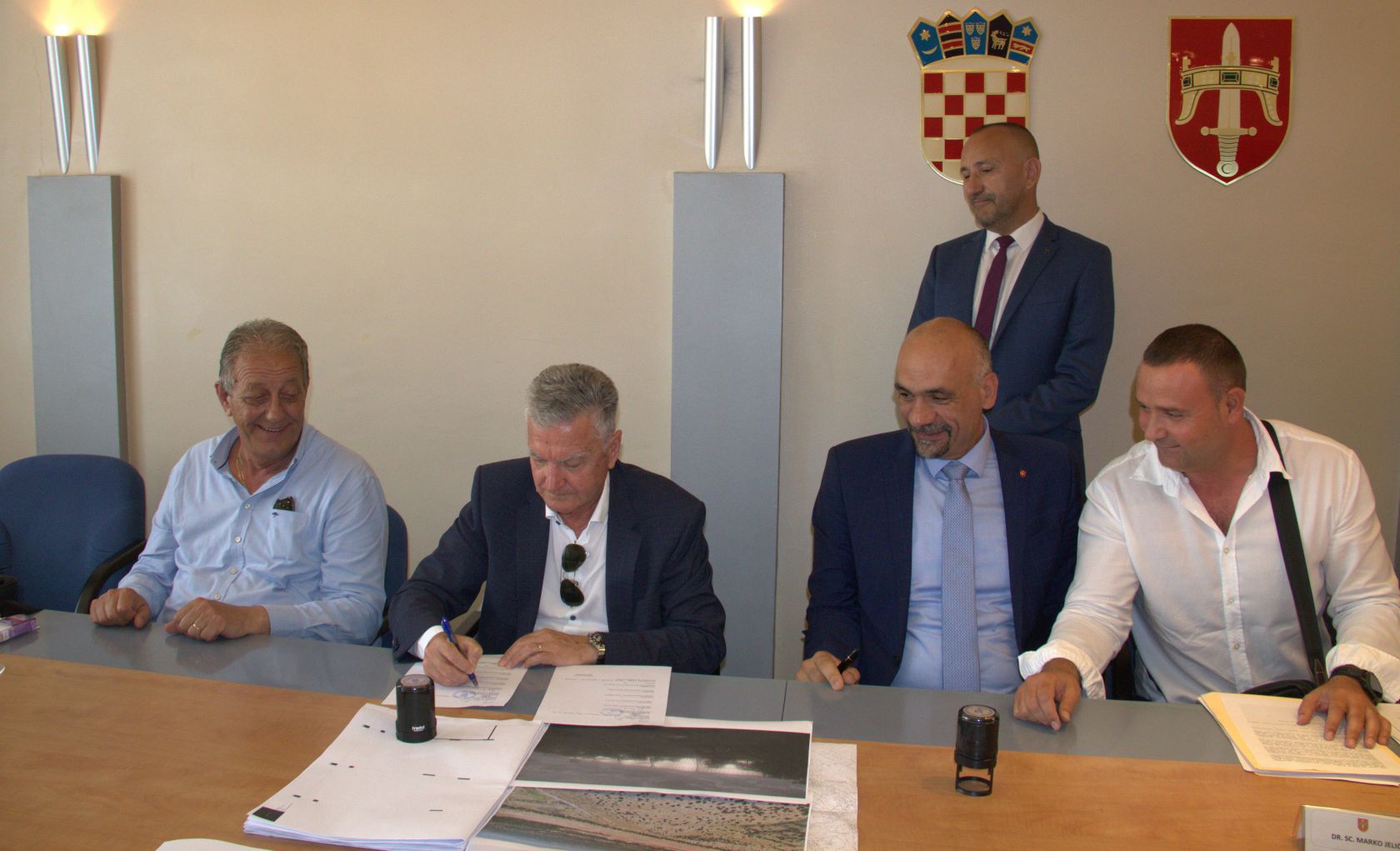 Osnovana tvrtka ‘Zračna luka Srce Dalmacije’ za izgradnju aerodroma na Pokrovniku