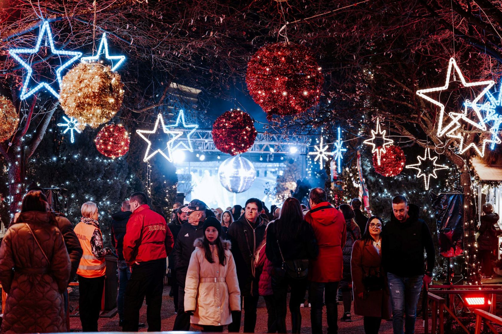 Na Badnjak i Staru godinu produljeno radno vrijeme ugostiteljskih objekata